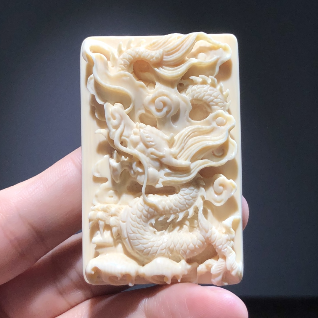 【龍牌】純手工猛犸牙作品、設(shè)計(jì)新穎，雕刻生動形象，霸氣十足